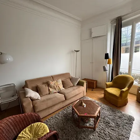 2 Pieces Et Paisible Vue Sur Jardin Boulogne-Billancourt