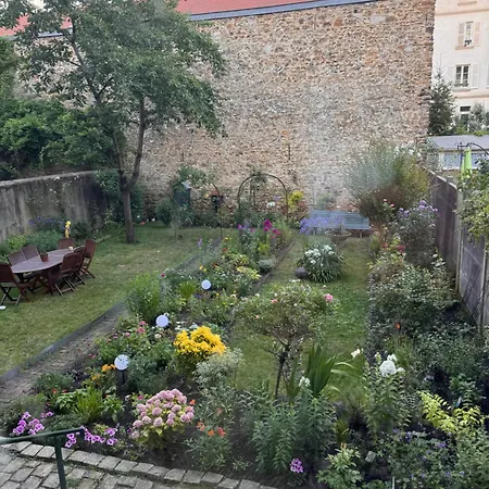 Apartment 2 Pieces Et Paisible Vue Sur Jardin